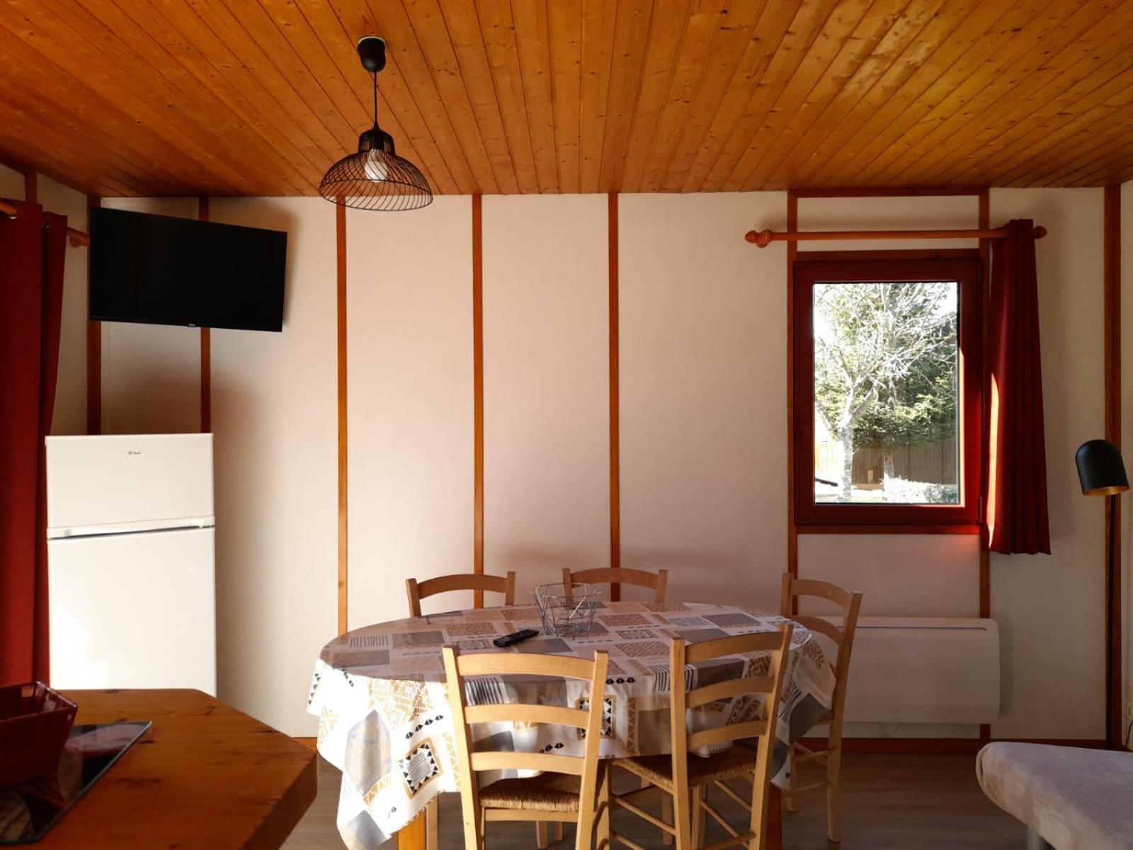 Chalets De La Colagne Bourgs sur Colagne Luaran gambar