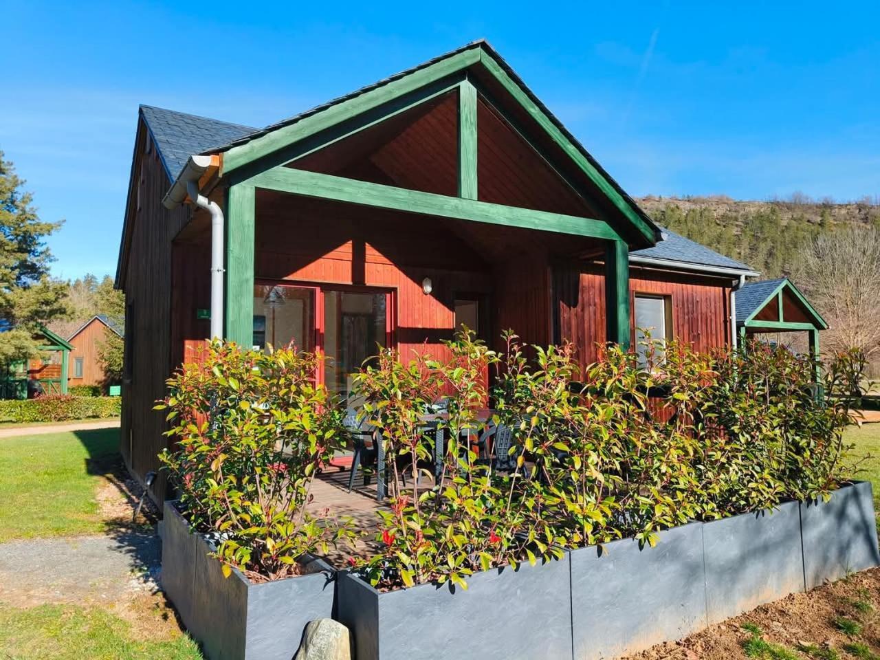 Chalets De La Colagne Bourgs sur Colagne Luaran gambar